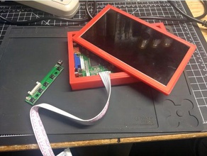 7 inç lcd panel durumda elektronik kasa monitör bağlama 3d print model - Mito3D