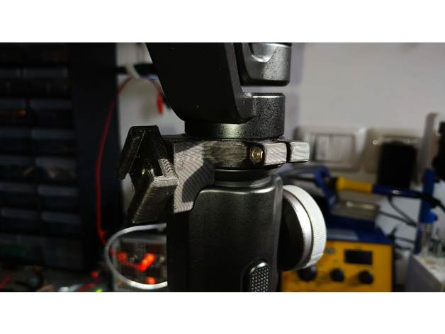 zhiyun 4 gimbal soğuk ayakkabı kelepçe 360 dönen pürüzsüz kamera 3D print model - Mito3D