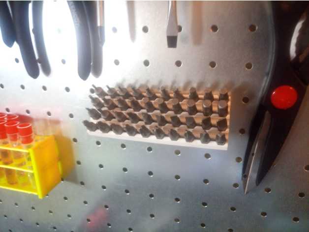 bitsholder pegboard organization destornillador puntas 3D print model - Mito3D