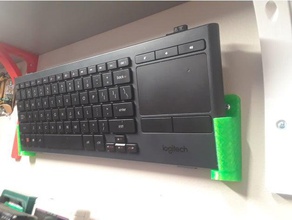 k830-Wandhalterung - Organisation logitech k830 platzsparend an der Wand montiert wireless Tastatur 3d print model - Mito3D