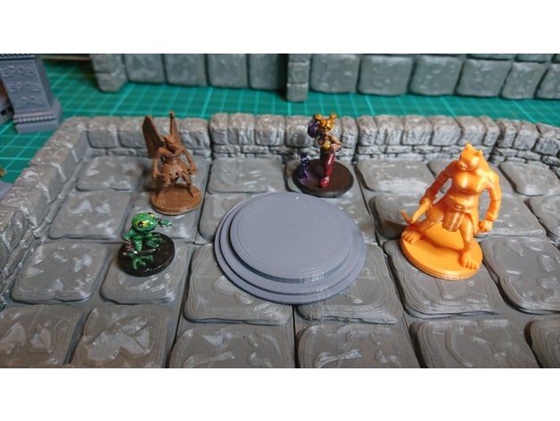 d&d cenário dais pedestal plataforma brinquedo jogo os acessórios dnd em miniatura telhas masmorras e dragões de paisagem pódio 3D print model - Mito3D