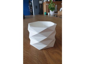 vase low-poly - Organisation Stifthalter 3d print model - Mito3D