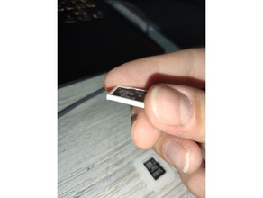 küçük mikro sd kart sahibi bilgisayar sdcard sdcardholder cüzdan 3d print model - Mito3D