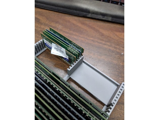 portátil de ram adaptador escritorio la memoria pie organización 3D print model - Mito3D