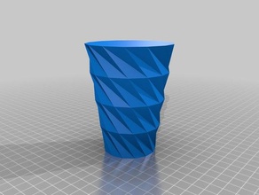 il mio personalizzato twisted poligono vaso su misura 3d print model - Mito3D