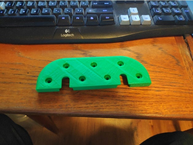 givi moto laterale staffa automotive 3D print model - Mito3D