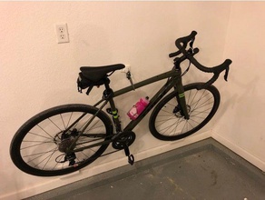 colgar la bicicleta en pared organización 700c soporte para el ciclismo de carretera almacenamiento bici colgador gancho montado 3d print model - Mito3D