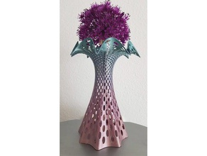 lady lila decor flower vase 3d print model - Mito3D