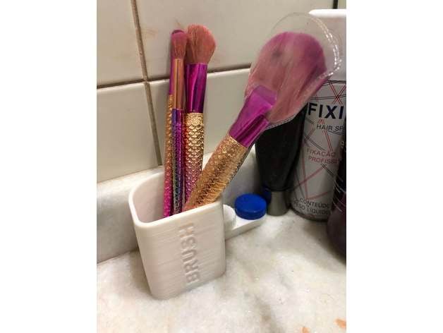 makeup brush holder accessories cup 3D print model - Mito3D
