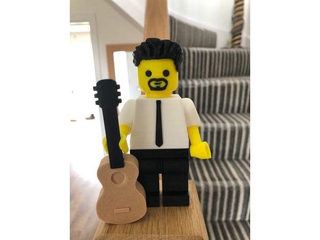 frank turner jumbo minifig personnes 3D print model - Mito3D