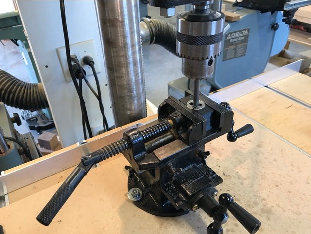 drill press vise thread cutting die holding jig machine tools jigs tool holder 3D print model - Mito3D