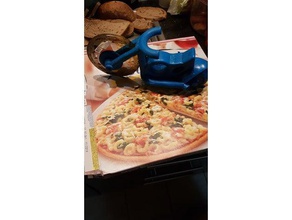 pizza cutter rarmobile Haushalt versorgt pizza-Schneider 3d print model - Mito3D