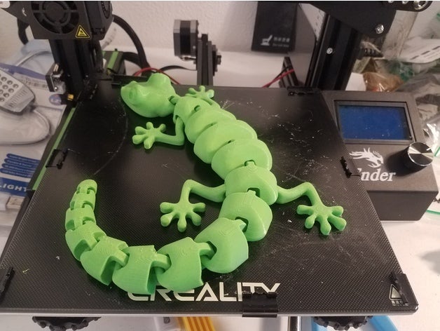 curled articulated lizard toys & games curl large 3D print model - Mito3D