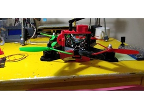 pil tutucu 3d baskı quadcopter 3d print model - Mito3D