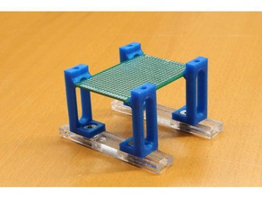 ayarlanabilir pcb tutucu einstellbarer platinenhalter elektronik deutsch einstellbar Alman lasercut platine 3d print model - Mito3D