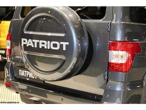 uaz patriota logotipo da porta traseira tampa roda a indústria automotiva 4x4 universidad autónoma de zacatecas 3d print model - Mito3D