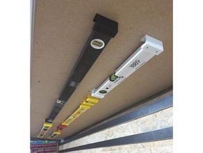 holder mount spirit level -- halterung f r wasserwaagen tool holders & boxes ceiling decke halter wall wand wasserwaage 3d print model - Mito3D