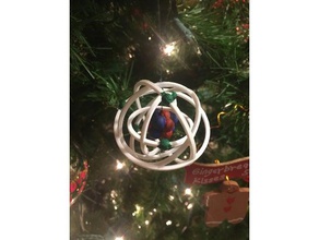 tombo's carbon atom ornament physics & astronomy atomic biochemistry chemistry christmas ornaments nuclear 3d print model - Mito3D