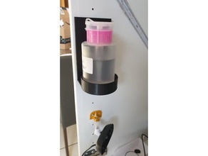ikea stuva distributeur de titulaire Imprimante 3d accessoires le heatbed nettoyage isopropylique l'alcool pumpflasche 3d print model - Mito3D