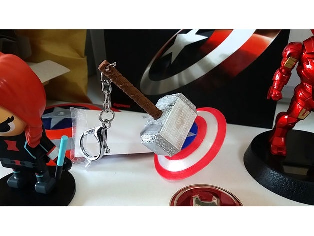 marvel avenger - thor & capitano arma portachiavi 3D print model - Mito3D