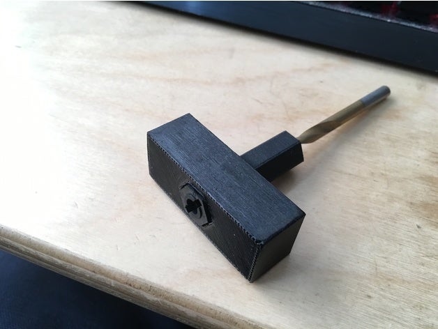 12mm roda hex gabarito de 5mm diâmetro as ferramentas 3D print model - Mito3D