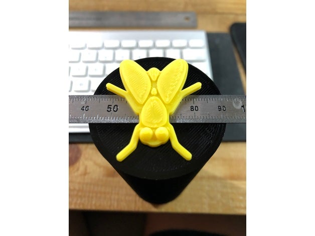 bug eyed erro criaturas voar inseto 3D print model - Mito3D