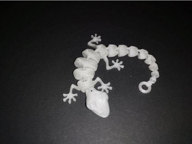 articulated lizard keychain keychains key 3D print model - Mito3D