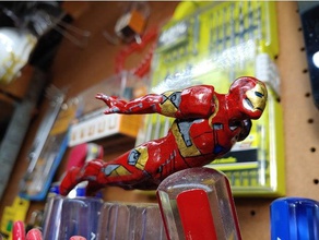 vol iron man figure personnes figurine ironman l'homme de fer marvel 3d print model - Mito3D