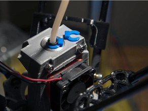 bowden clip de fusión 360 Impresora 3d las piezas la abrazadera ptfe tubo 3d print model - Mito3D