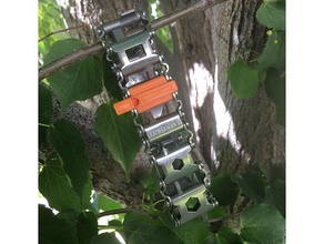 leatherman tread coup de sifflet pièces d'urgence sifflets multitool outil multifonctions bracelet 3d print model - Mito3D