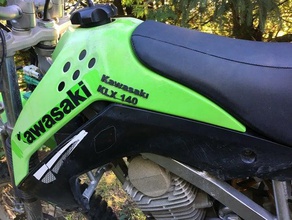 kawasaki klx 140 kir bisiklet etiketleri 3d baskı amblemleri etiketler motor motosiklet 3d print model - Mito3D