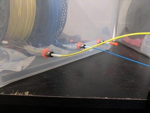 filament drybox passthrough écrou personnalisé 3d print model - Mito3D