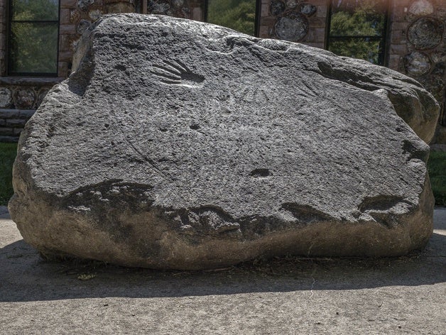 prayer rock scans & replicas boulder culture foot hands hidatsa history mandan museum native american petroglyphs pettigrew rf sacred sioux falls south dakota 3D print model - Mito3D