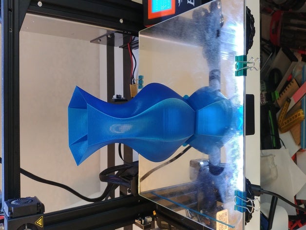 curvy vase 3d printing curves flower 3D print model - Mito3D