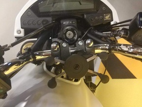 x-grip honda hornet pc41 titular de la automoción teléfono móvil moto motocicleta se monta ram mount soporte para smartphone xgrip 3d print model - Mito3D
