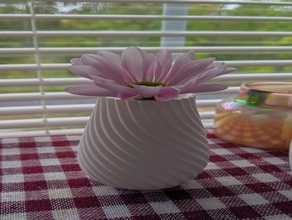 swirly cup decor flower vase pencil holder pen spiral 3d print model - Mito3D