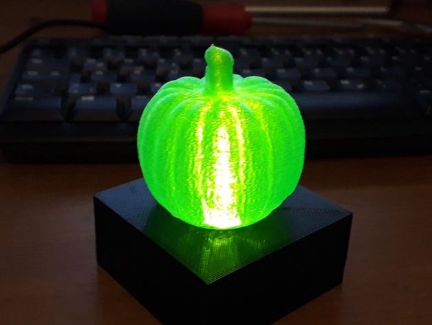 la citrouille de lampe décor fête d'halloween 3D print model - Mito3D