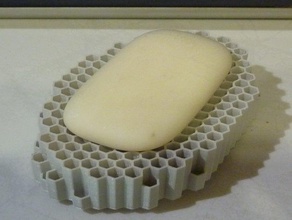 panal patrón hexagonal en el plato de jabón la bandeja cuarto baño accesorios nido abeja titular jabonera 3d print model - Mito3D