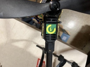 drone 6 braccio di identificatori elica in rotazione etichette 3d print model - Mito3D