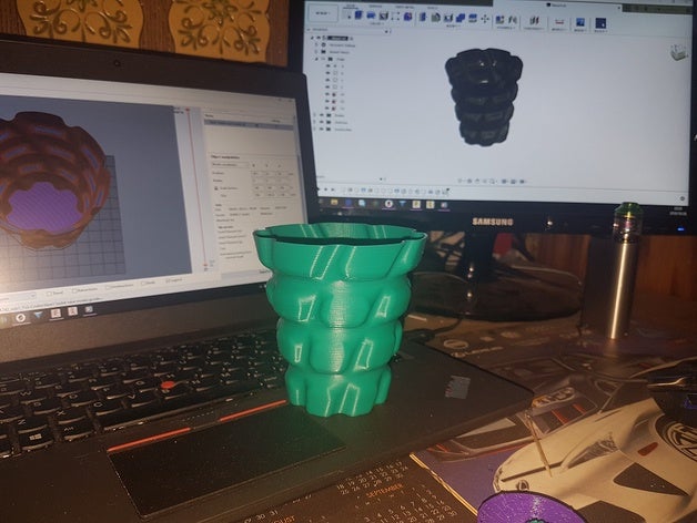 vase flower spiral mode 3D print model - Mito3D