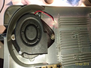 ventola minifrigo başına mini buzdolabı fan adaptörü adattatore bağdaştırıcı frigo lanna bölüm yedek parça sergio 3d print model - Mito3D