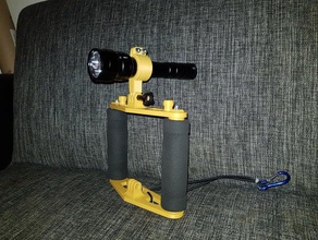Alcantara divelamp fotoğraf ve video adaptörü dalgıç dalış lamba tüplü 34 3d print model - Mito3D
