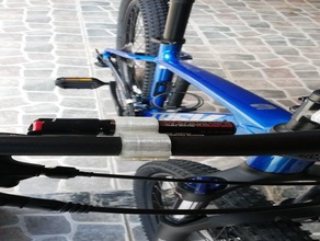 soporte de gas pimienta para el manubrio bicicleta 3d print model - Mito3D