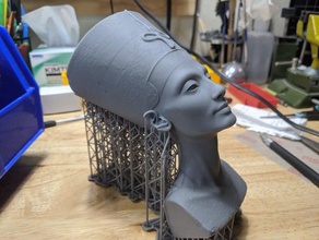el busto de nefertiti agujereados cosmowenman egipcio 3d print model - Mito3D