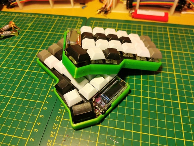crkbd corne keyboard protective case 3D print model - Mito3D