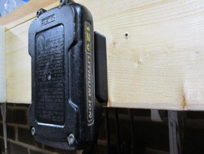 dewalt batería de 12v titular 3d print model - Mito3D