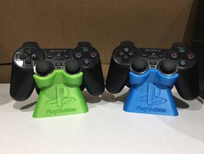 playstation duelshock contoller stand ps2 controller display 2 retro retrogaming gaming 3d print model - Mito3D