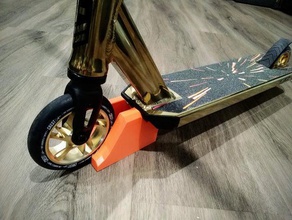scooter-Ständer prop Roller stand 3d print model - Mito3D