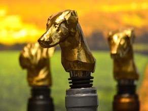 şarap köpek, gold köpek botle stoper Doberman boxer cork accessoires perde dekorasyon doberman köpekler pet evcil hayvan 3d print model - Mito3D