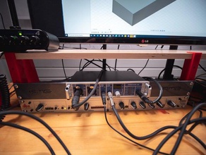 studiodesk acessoirs De 19 polegadas de montagem em rack arquibancadas 3d print model - Mito3D